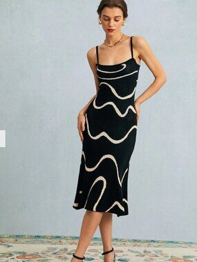 RIHOAS The Black Wave Mermaid Hem Knit Midi Dress size medium